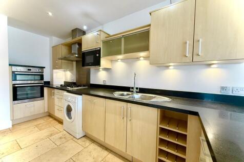 Fitted Kitchen