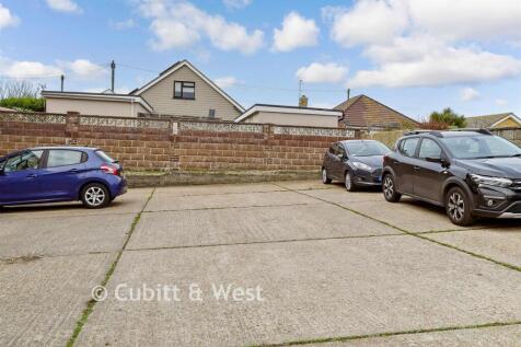 Driveway/Parking