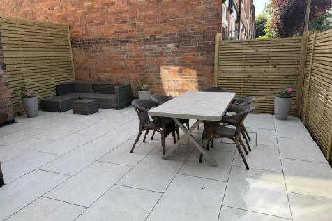 17 Rear Garden .jpeg