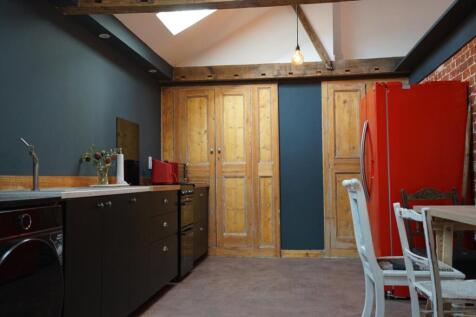 7 High Street, Manningtree photo 3