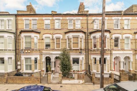 London, SW11 - property photo
