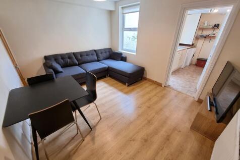 29 Clapham Terrace, Leamington Spa photo 4