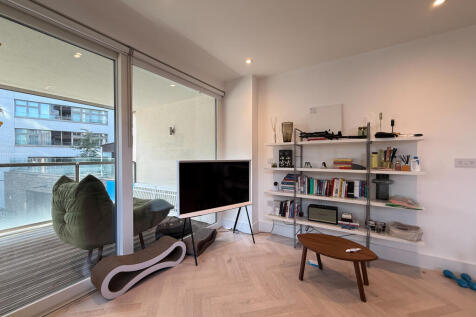 Pearl House, Market Road, Islington, London photo 4