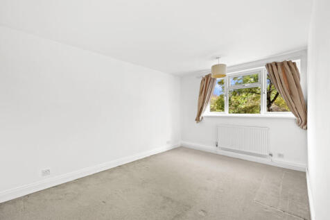 Marlescroft Way, Loughton, Essex, IG10 photo 4