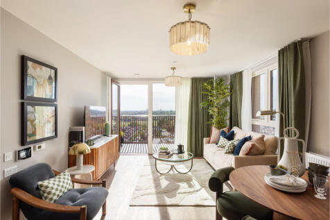 Royal Gateway - Show Home - Lounge