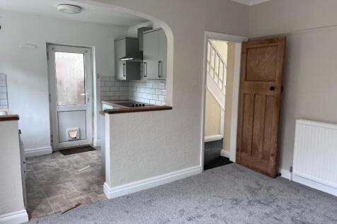 Newlands Avenue, Bowerham, Lancaster  photo 2