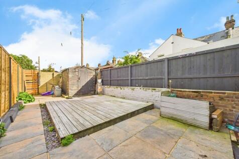 14915d5f-CAM01085...