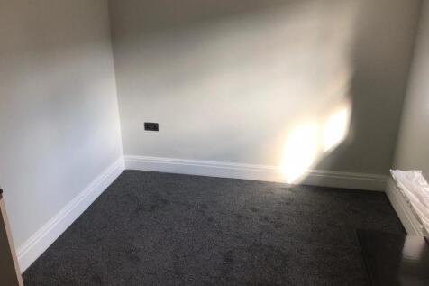 Upper Bond Street, Hinckley, LE10 photo 5