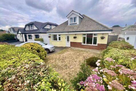 Bournemouth, BH6 - property photo