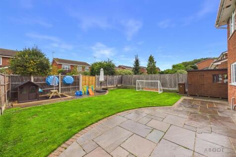 CAM06344G6-PR0081-STILL029.jpg