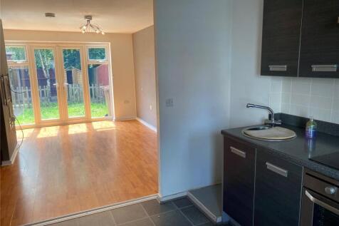 Moray Close, Church Gresley, Swadlincote, DE11 photo 3