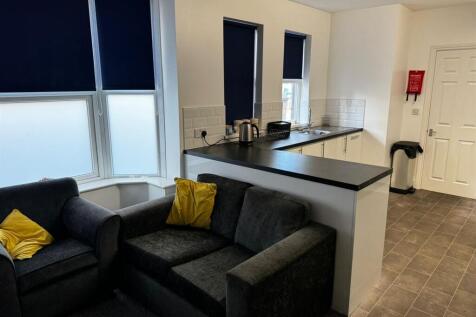 Shared Accommodation, Holderness Road, Hull photo 4