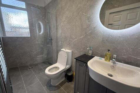 Birch Lane, Longsight, £625pp pcm photo 3