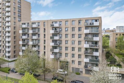 London, E16 - property photo