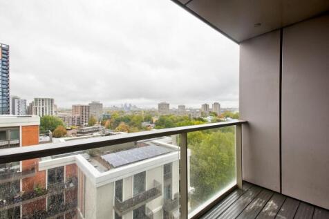York Place, London, SW11 photo 3