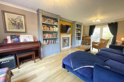 Tenby Road, Frimley, Camberley, Surrey, GU16 photo 3