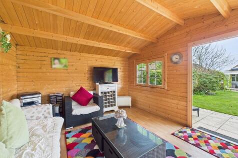 CAM05068G0-PR0011...