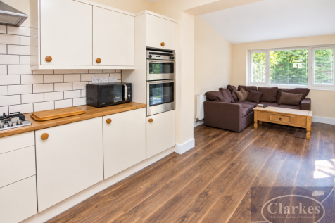 03_kitchen_living_alt