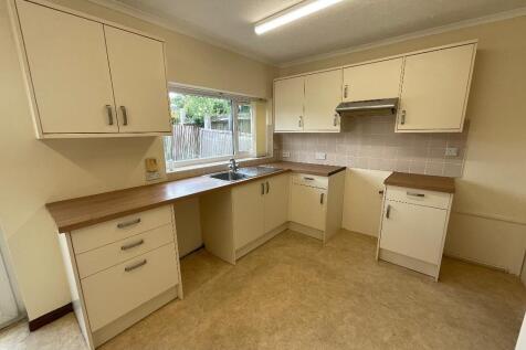 KITCHEN 16'7 x 9'2