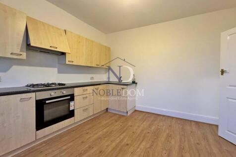 ONE BEDROOM FLAT IN GREENFORD