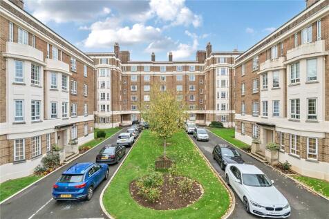 Cheltenham, GL50 - property photo