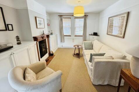 Living Room.jpeg