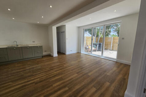 Buckhurst Hill, Essex IG9 photo 4