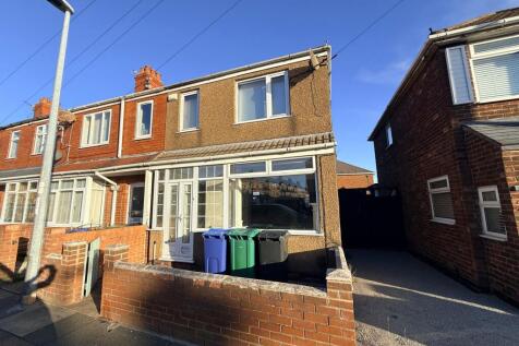 Grimsby, DN34 - property photo
