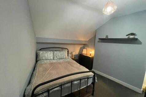 Room 5 (6)