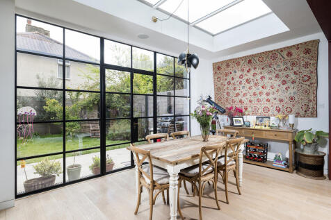 Verdun Road, Barnes, Richmond Upon Thames, London photo 3