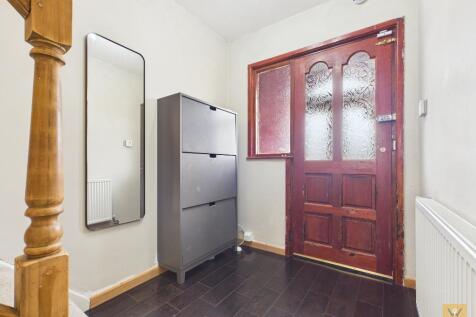 Magda Road, Great Moor, Stockport, SK2 7LX photo 3