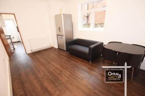 |Ref: R153083|, Tennyson Road, Southampton, SO17 2GW photo 3