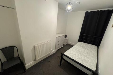 Single Bedroom.jpg