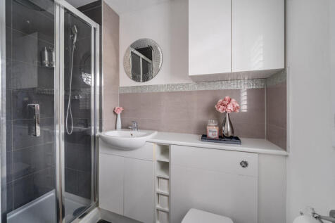 1380880-5-6917304...