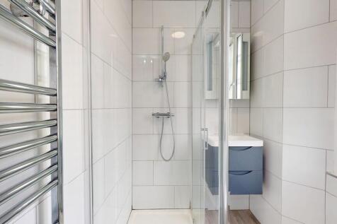 Bathroom - Angle ...