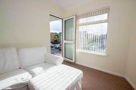 Clarence House, East Cowes, Isle of Wight photo 4