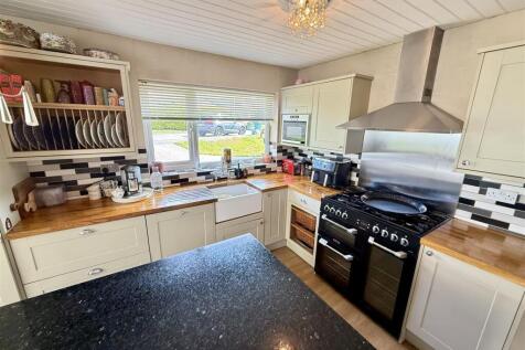 Kitchen - Breakfast room