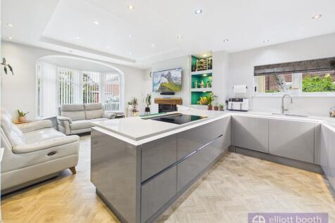 Kitchen &amp; Liv...