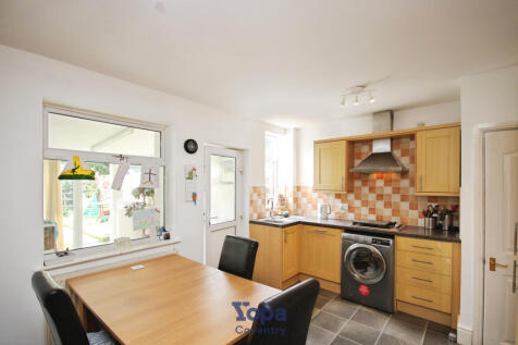 668dbe3f-Kitchen 20Diner 203.JPG