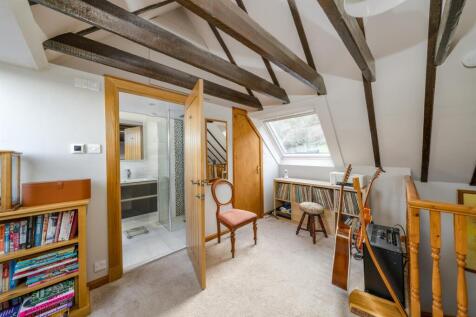 The Blue House Cowdrait-18.jpg