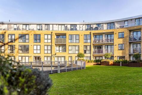 125 Smeaton Court-12.jpg