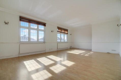 3 bed maisonette for sale