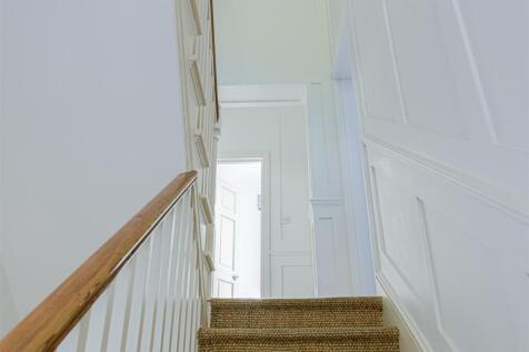 Hemingford Road (26).jpg