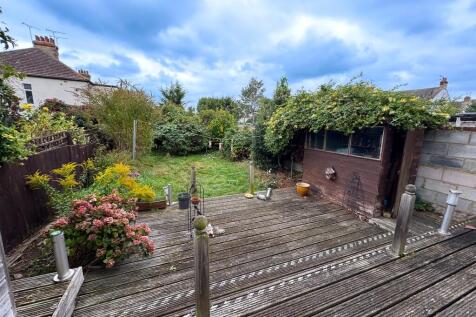 106 Ambleside Dri...