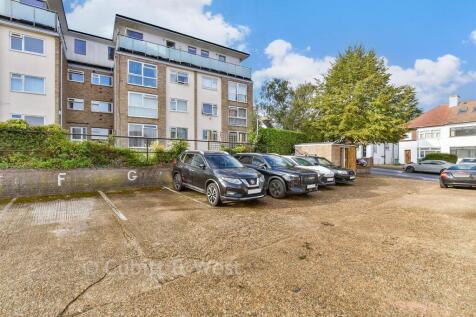 Driveway/Parking