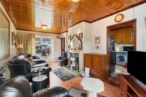 Living Room 4.jpg