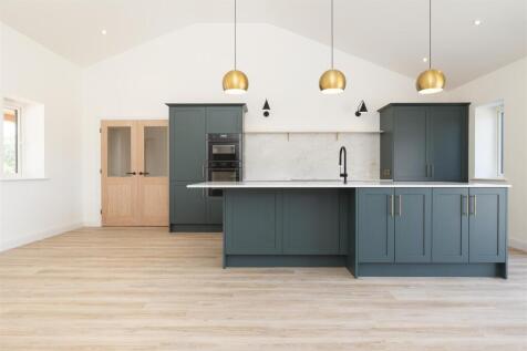 Boundary Lane, Boundary