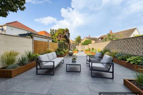 AI Landscaped garden idea