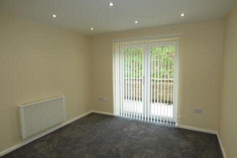 Birbeck Street, OL5 photo 3