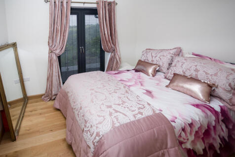 2025-08-07 WALKER &amp; LEWIS-CEFN-38